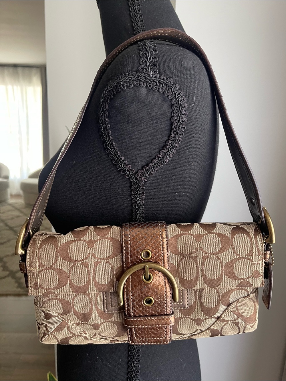Vintage Coach Soho Signature C Flap Bag with Snake/Python Trim - 8K38 Y2K